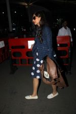 Sonam Kapoor snapped at airport on 14th Jan 2016